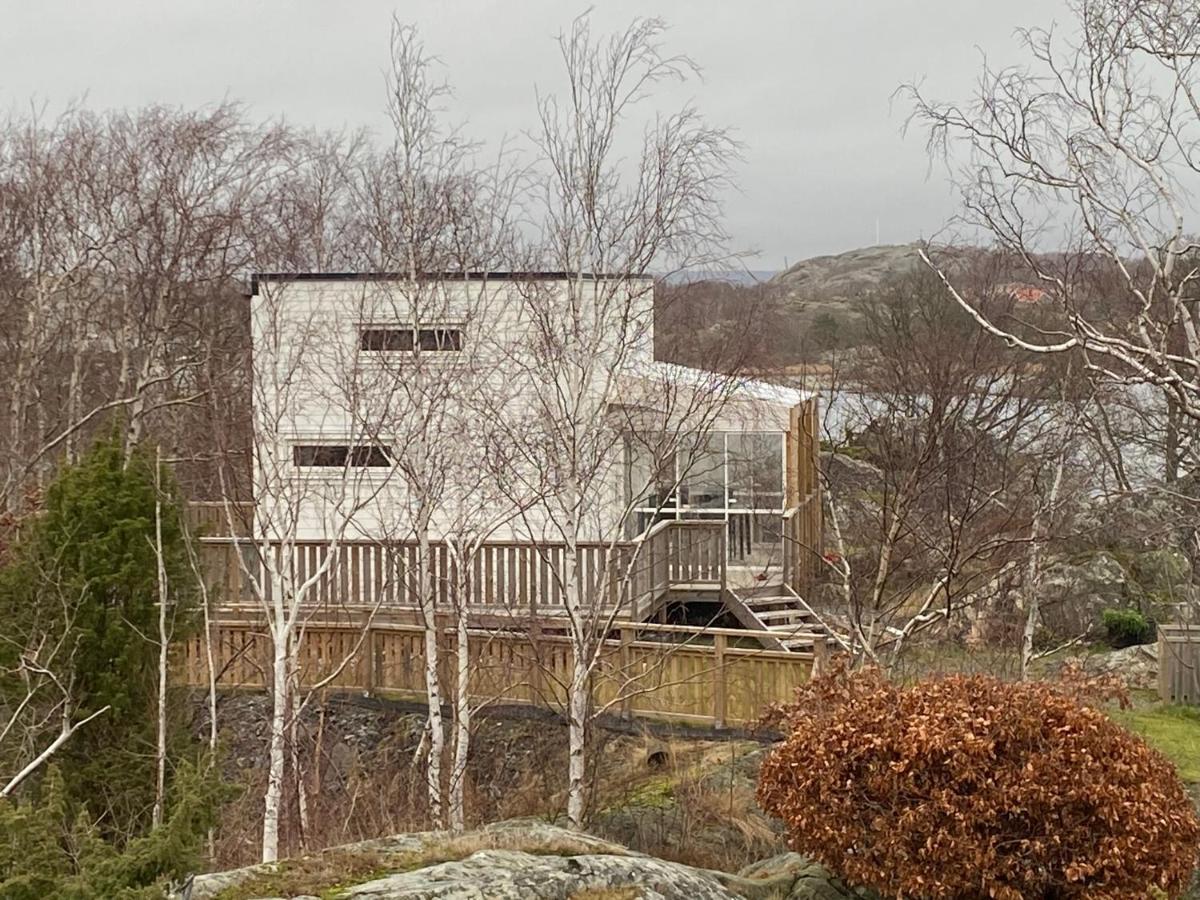 Mycket Trevlig Stuga Pa Braennoe Med Havsutsikt Branno Exterior foto